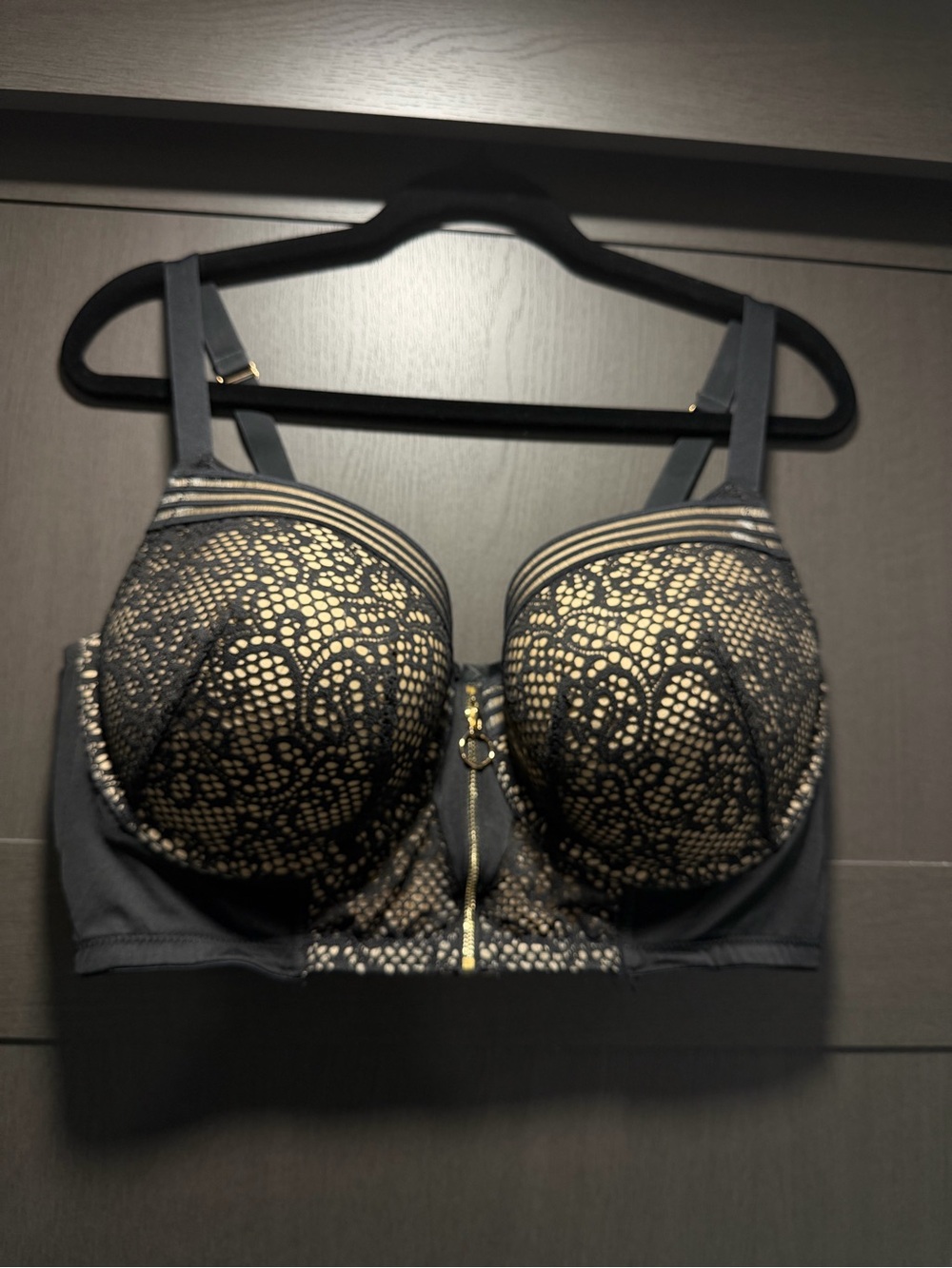 Cacique 40DDD Boost Balconette Bra Decorative Front Zip